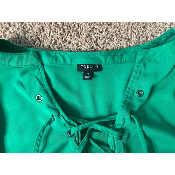 Torrid Mini Challis Lace-Up Shirt Dress - Size 1 (14/16) *** - Picture 4 of 10